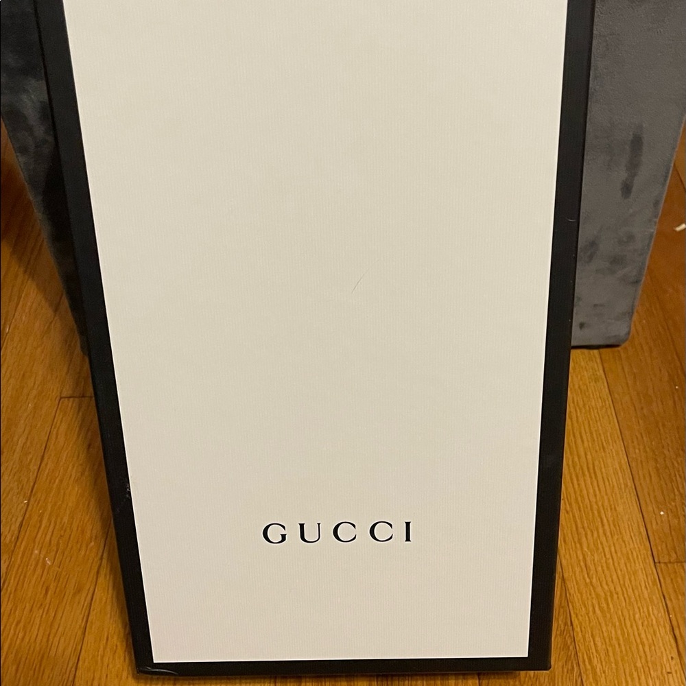Gucci Sneaker “Box”